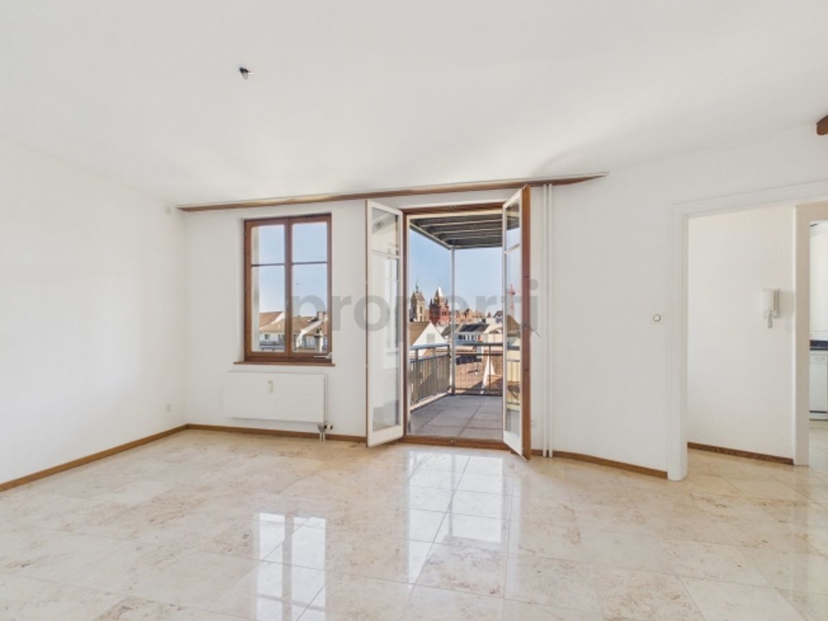 Charmantes Wohnen mit Balkon und historischem Flair - 0