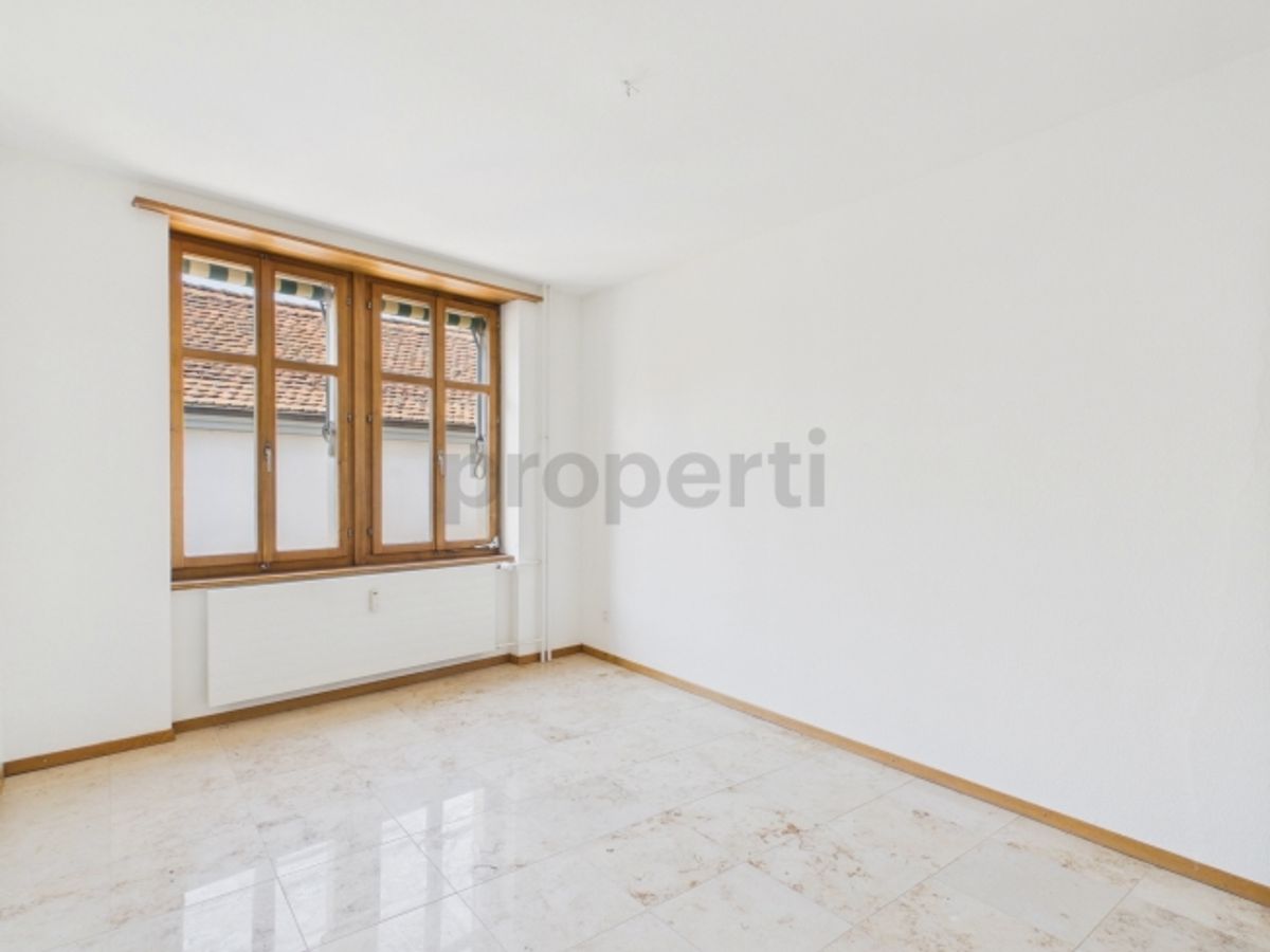 Charmantes Wohnen mit Balkon und historischem Flair - 5