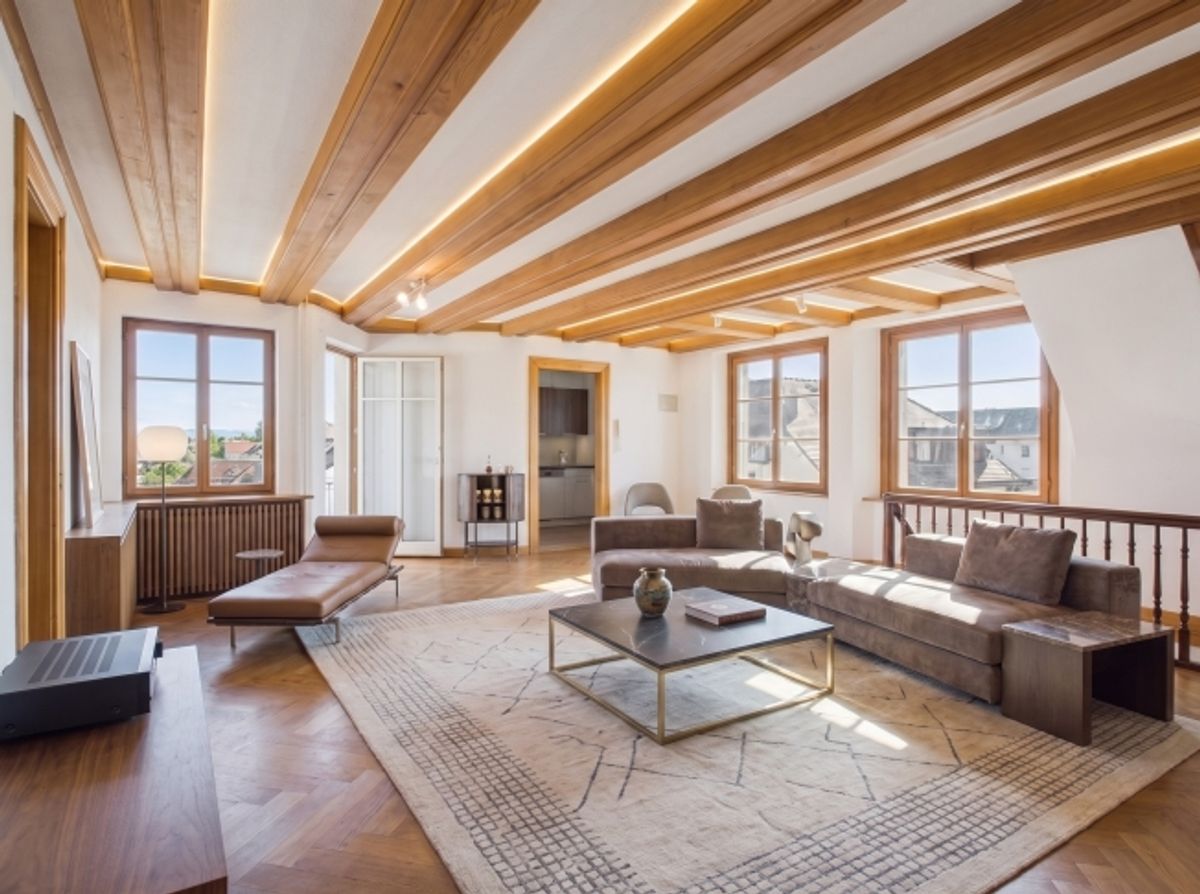 Charmante Maisonette mit sonnigem Balkon - 1