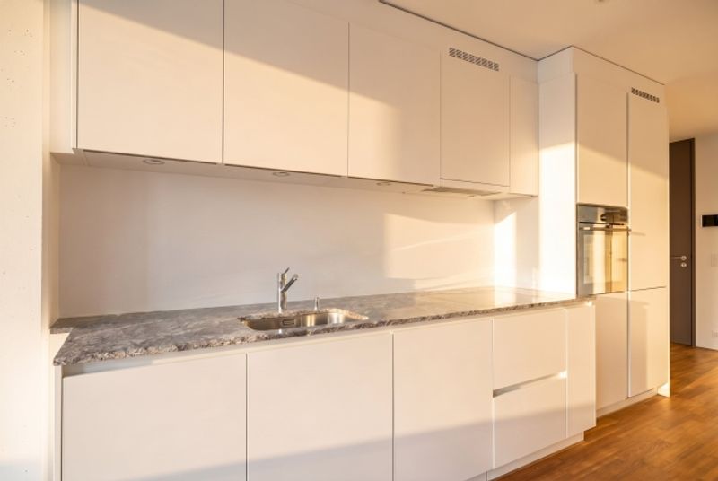 Moderne 2.5-Zimmer-Wohnung mit sonnigem Balkon, Zürich - 8