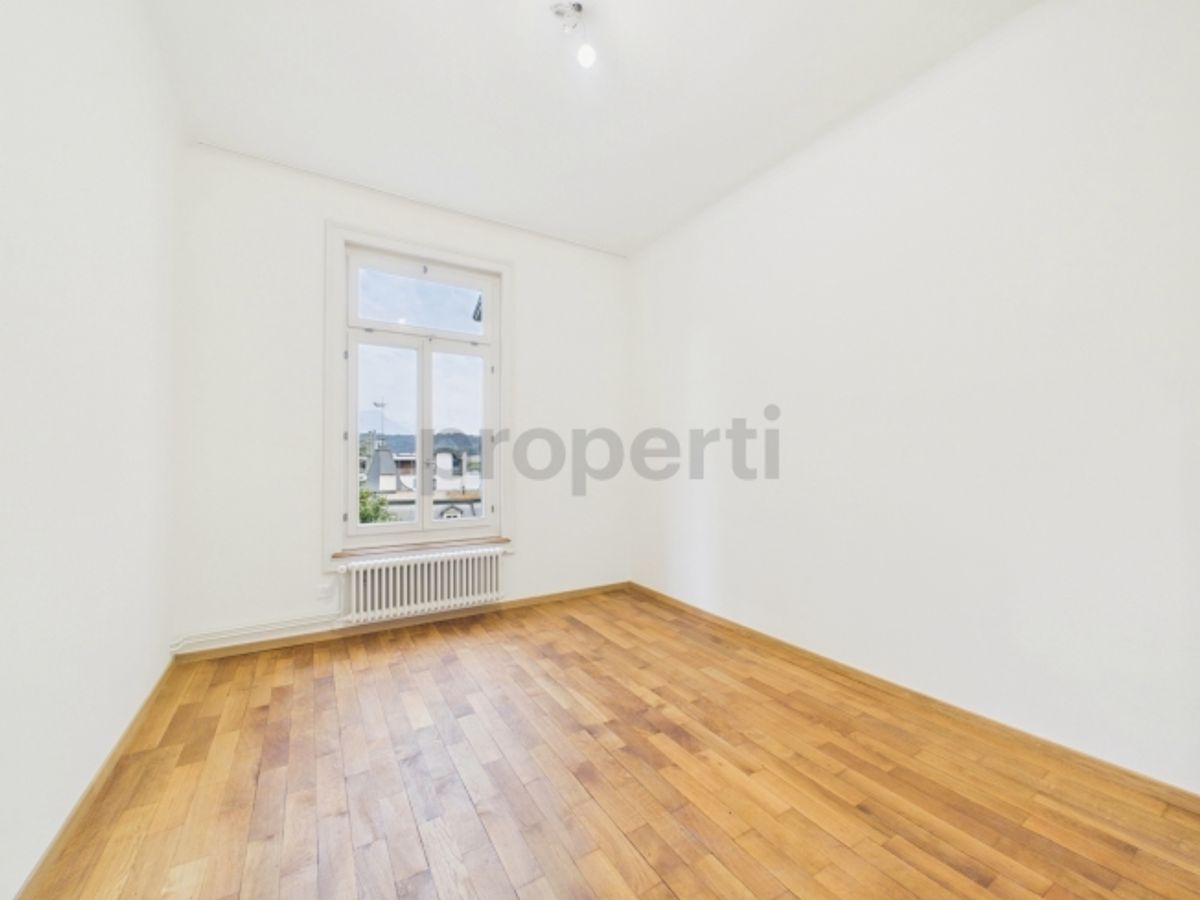 Exklusive Altbauwohnung  Wohnen auf höchstem Niveau in Luzern - 4