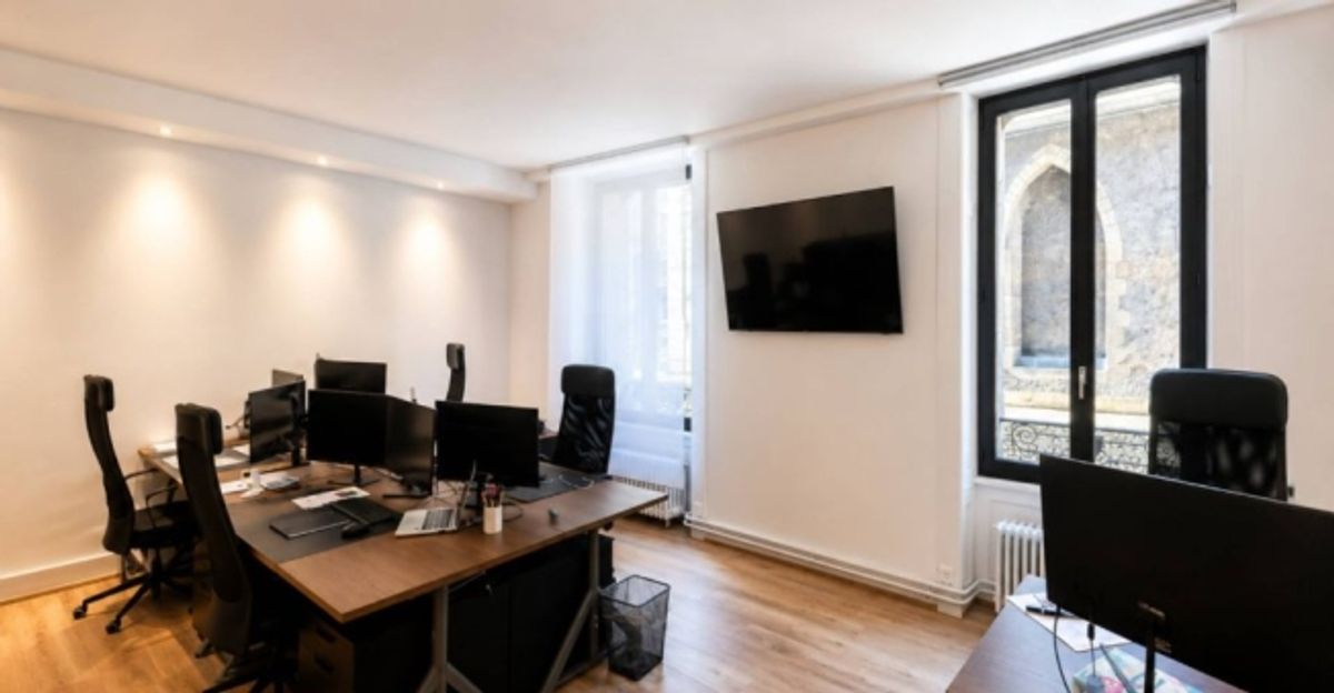 Bureau de 55 m² climatisé – Hyper-centre de Genève - 1
