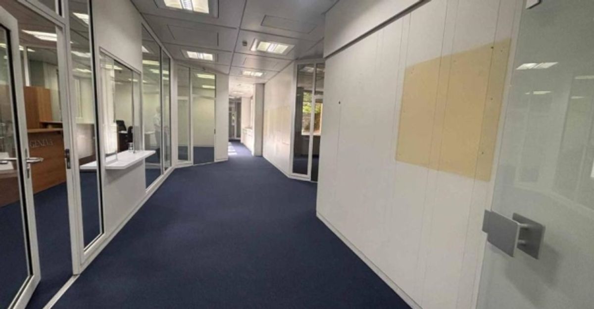 1 381 m² de bureaux à louer – modulables et divisibles à partir de 37 m² - 2