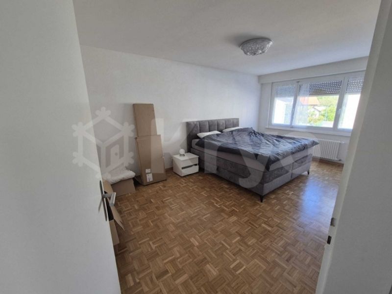SCHÖNE 3-ZIMMER-WOHNUNG IM 1. STOCK MIT AUFZUG IN DER NÄHE DES SEES - 3