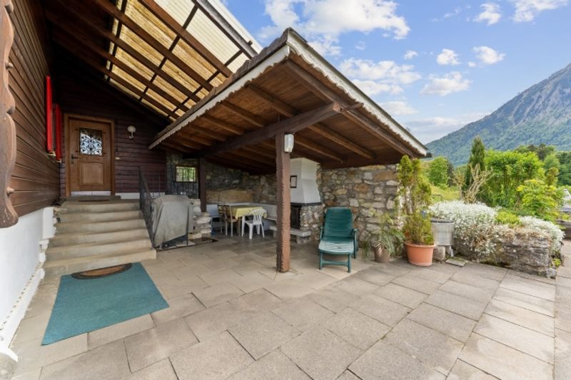 4.5-Zimmer-Einfamilienhaus mit Einliegerwohnung und traumhafter Bergsicht in Ennetmoos - 4