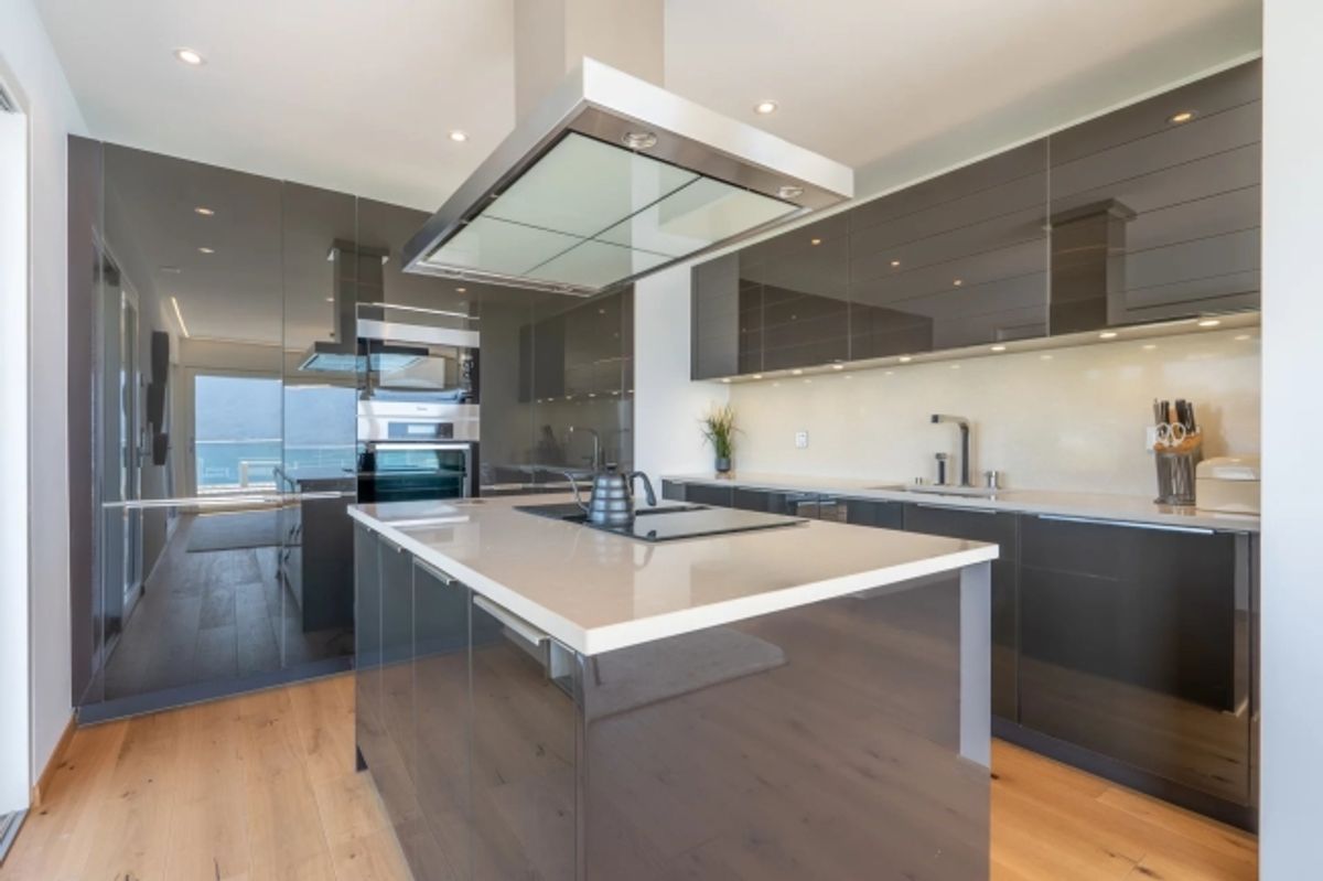 MONTREUX – AUSSERGEWÖHNLICHES PENTHOUSE MIT PANORAMABLICK - 7