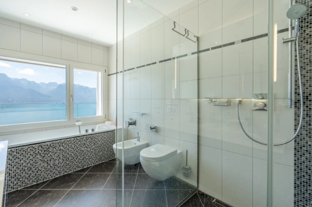 MONTREUX – AUSSERGEWÖHNLICHES PENTHOUSE MIT PANORAMABLICK - 9
