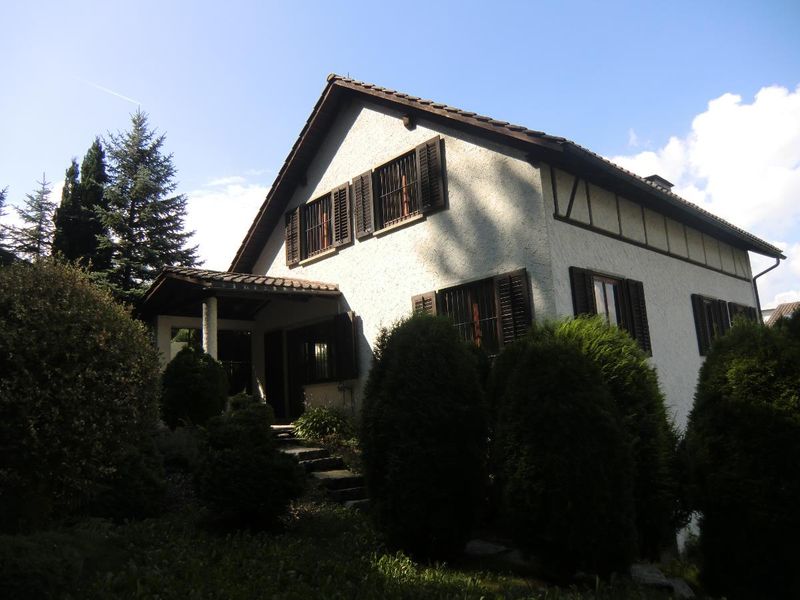 6 Zimmer Einfamilienhaus - 1