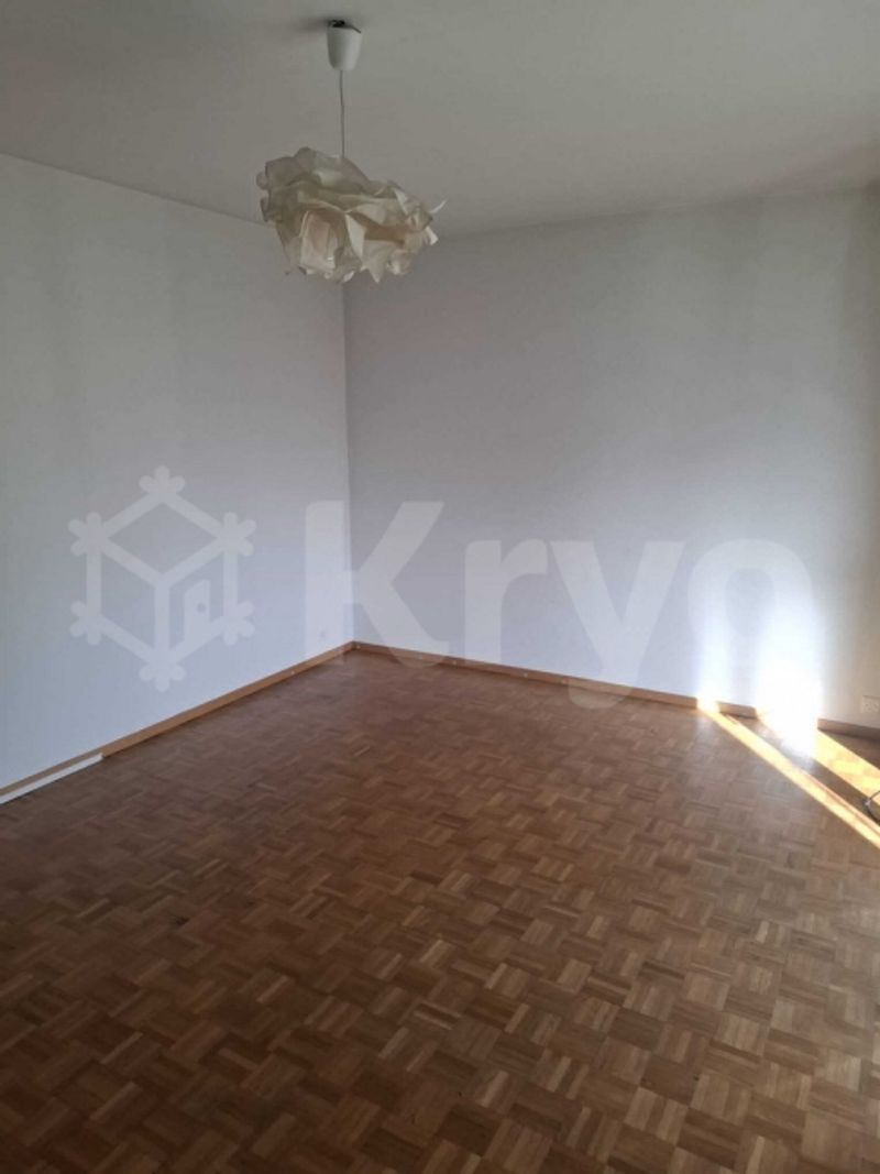 SCHÖNE 3-ZIMMER-WOHNUNG 1. STOCK MIT BALKON - 5