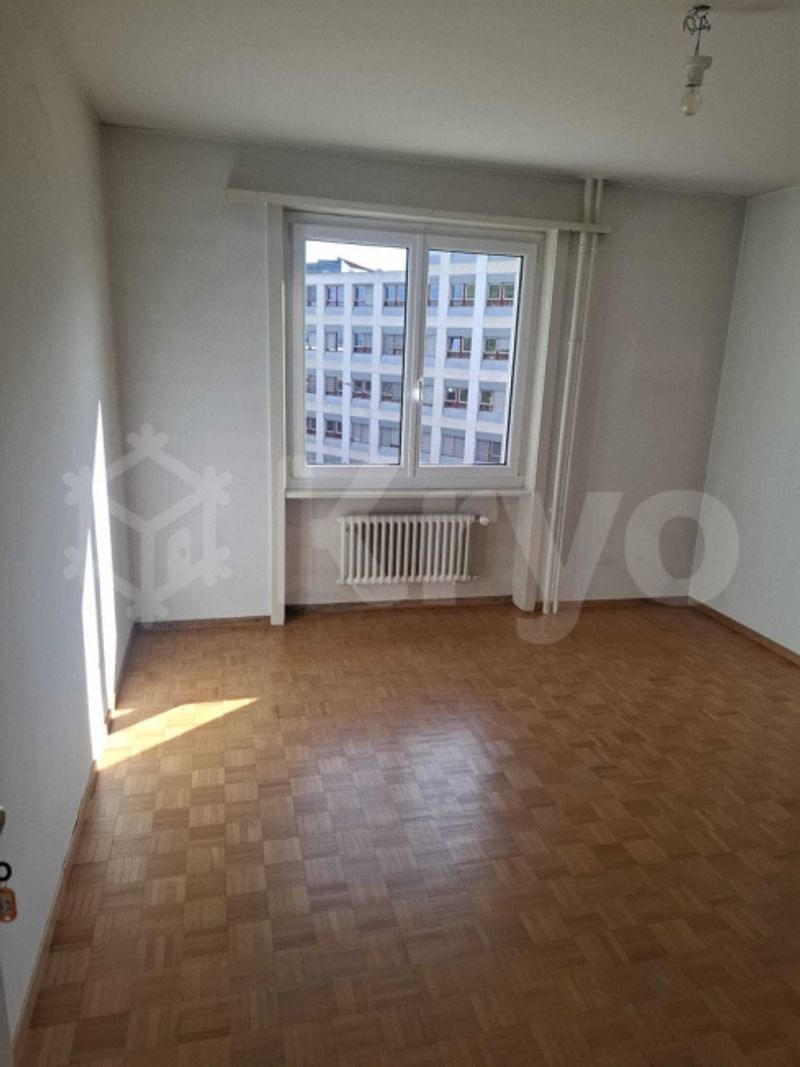 SCHÖNE 3-ZIMMER-WOHNUNG 1. STOCK MIT BALKON - 7