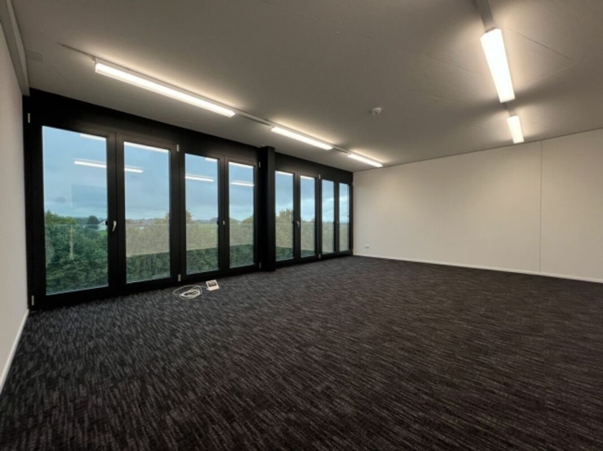 Modernes Büro an Verkehrsgünstiger Lage - 2