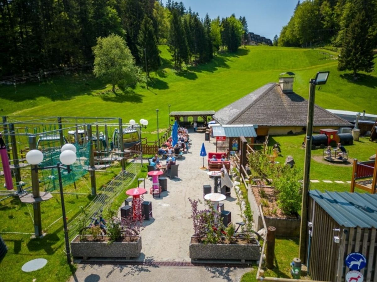Basse-Ruche Restaurant und Freizeitaktivitäten - 1