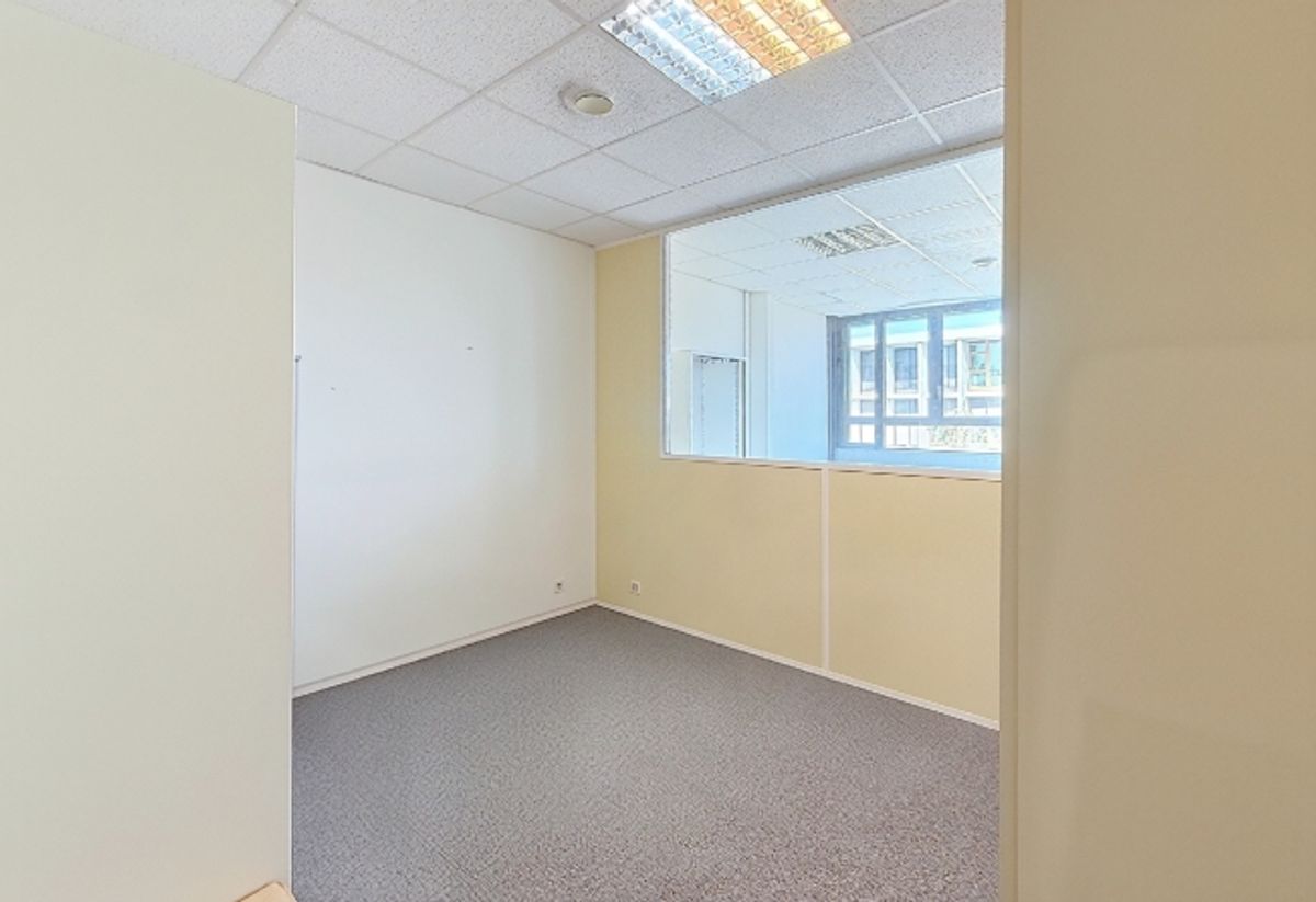 Gewerbefläche von etwa 146 m² im Obergeschoss - 6