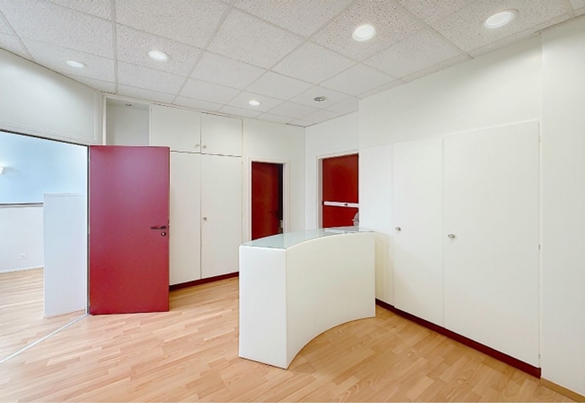 Gewerbefläche von etwa 146 m² im Obergeschoss - 2