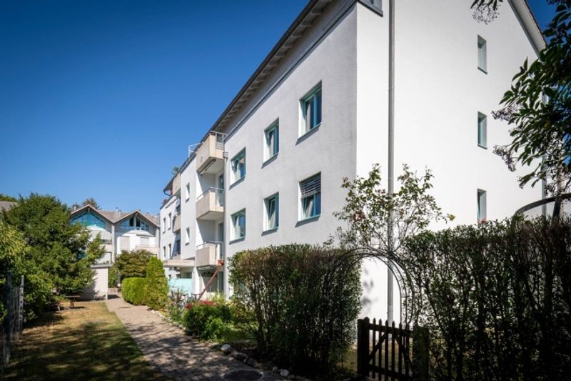 Renoviert, zentral und in Seenähe - 10