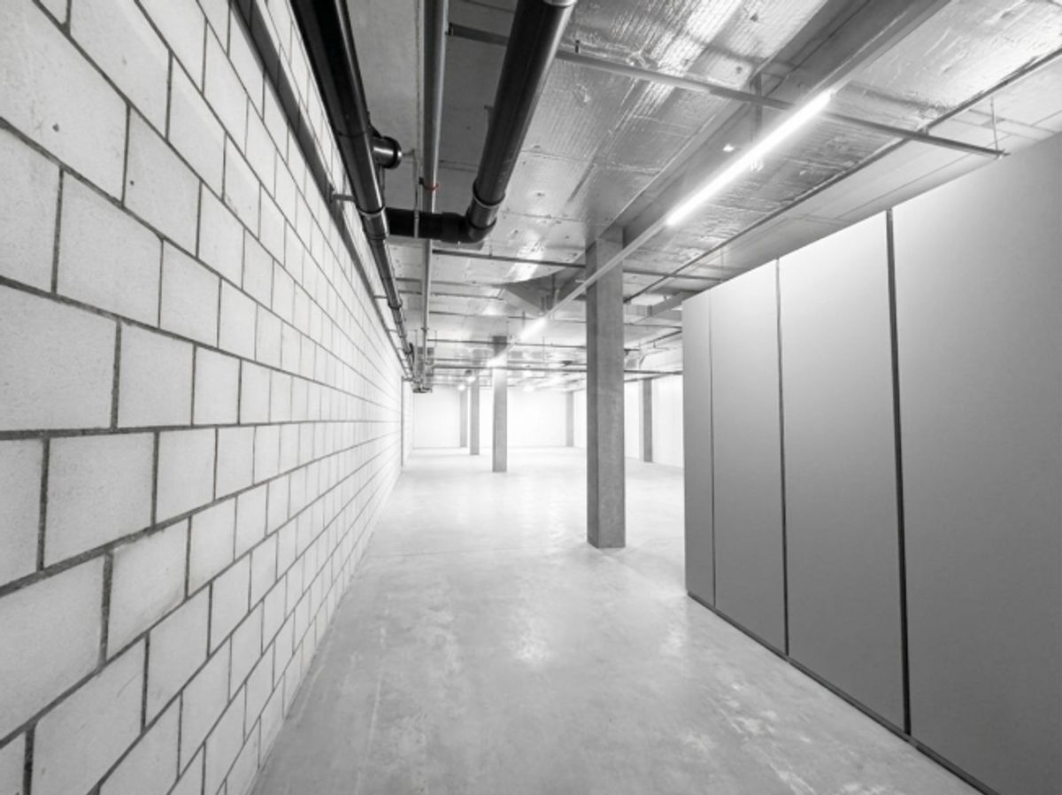 323m² - Lagerfläche im 1. UG mit guter Erschliessung - 3