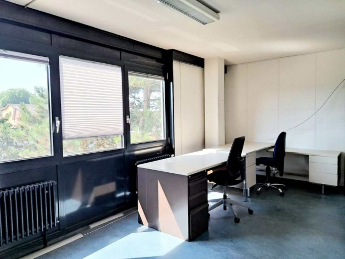 Bureau de 130m2 - à saisir de suite - 2