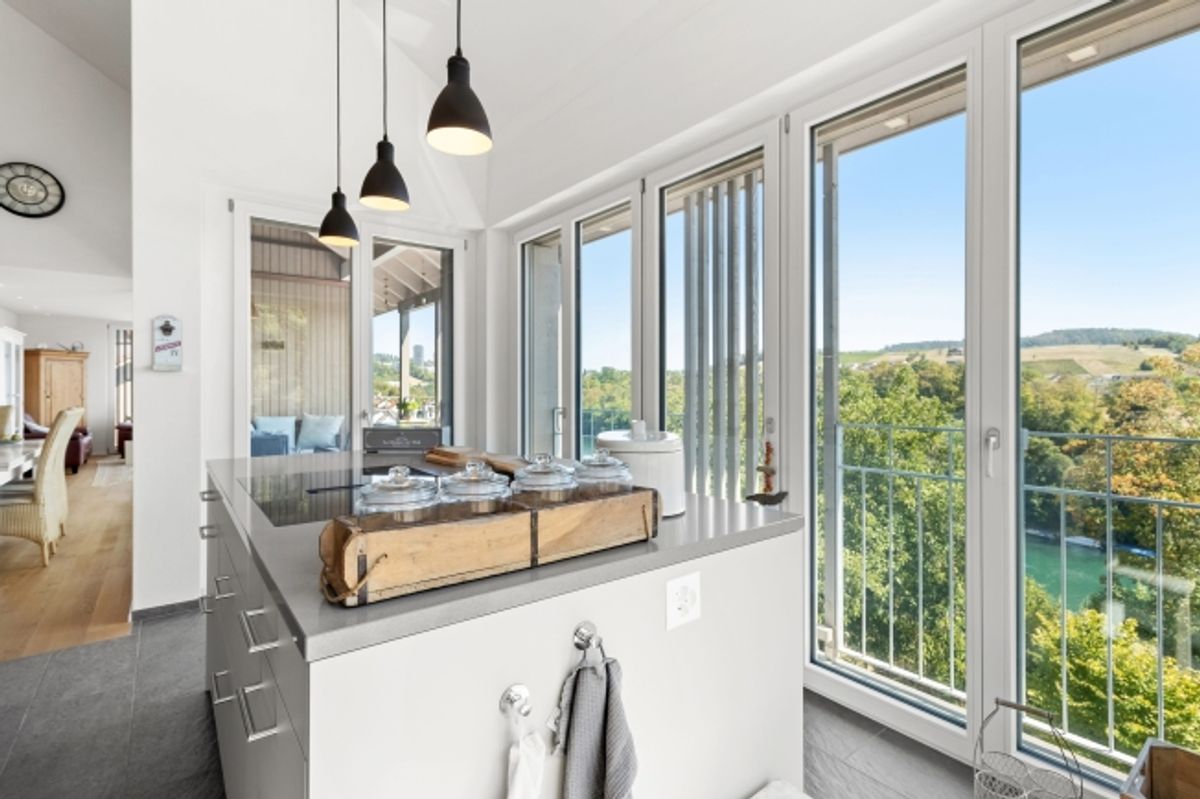 Fantastische 4-Zimmer Maisonette- Wohnung mit Rheinblick - 3