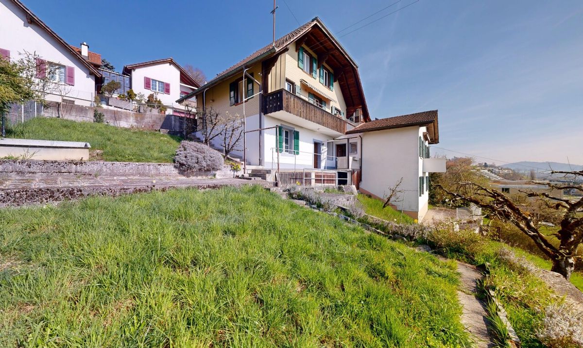 Zweifamilienhaus in Herrenschwanden - 1