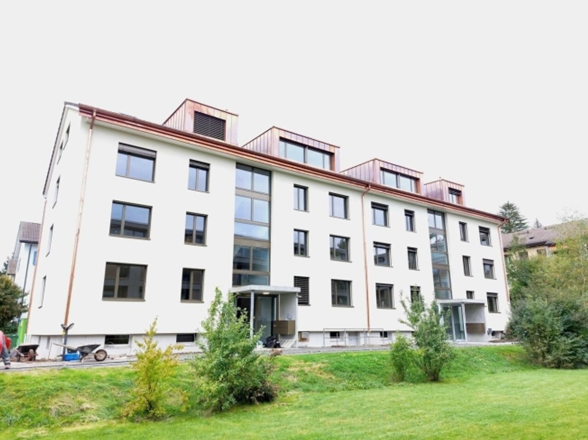 Helle und ruhige 3.5-Zimmerwohnung mit sonnigem Balkon - 0