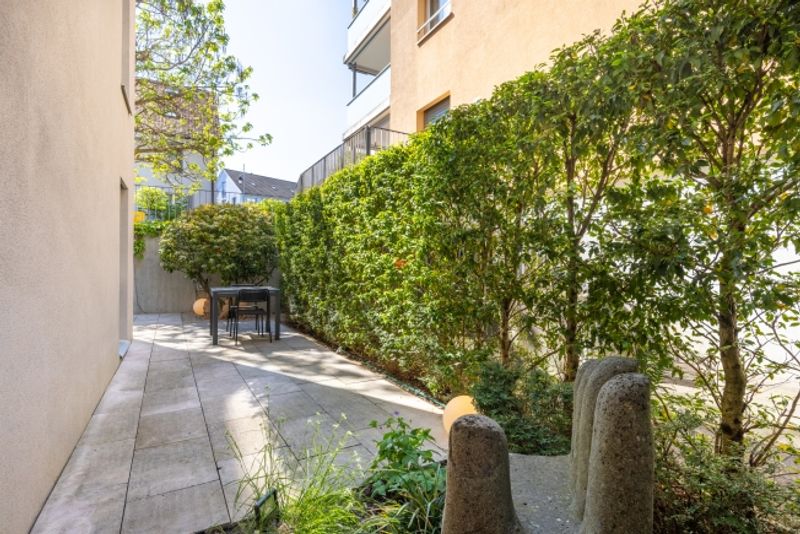 Wohngefühl wie im eigenen Haus – Gartenwohnung im Zentrum von Bülach - 2