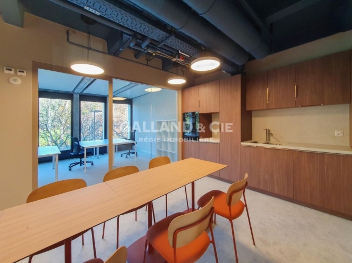 Privates Büro von 13 m² – All-Inclusive-Miete - 2