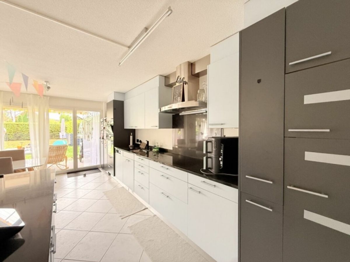 GROSSZÜGIGE WOHNUNG MIT GARTEN - 6