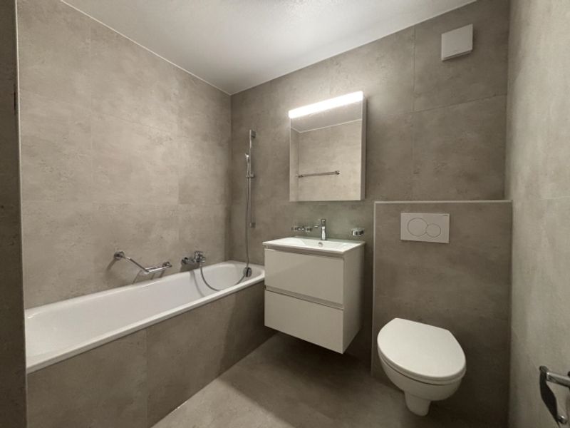 Renovierte Studio-Wohnung im 2. Stock zur Miete in Peseux - 5