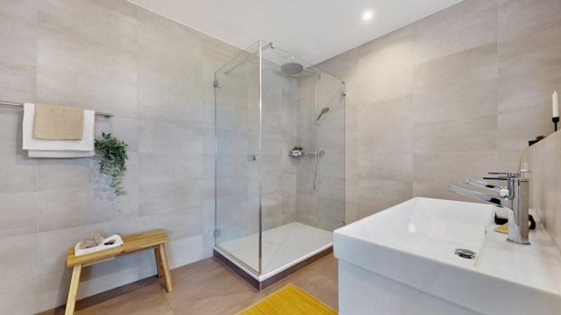 Fahren Sie mit dem Lift direkt in Ihre neue Traumwohnung - 10
