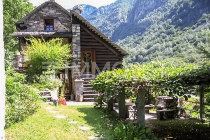 3 schöne renovierte Ferienhäuser - garantiertes Einkommen - 2