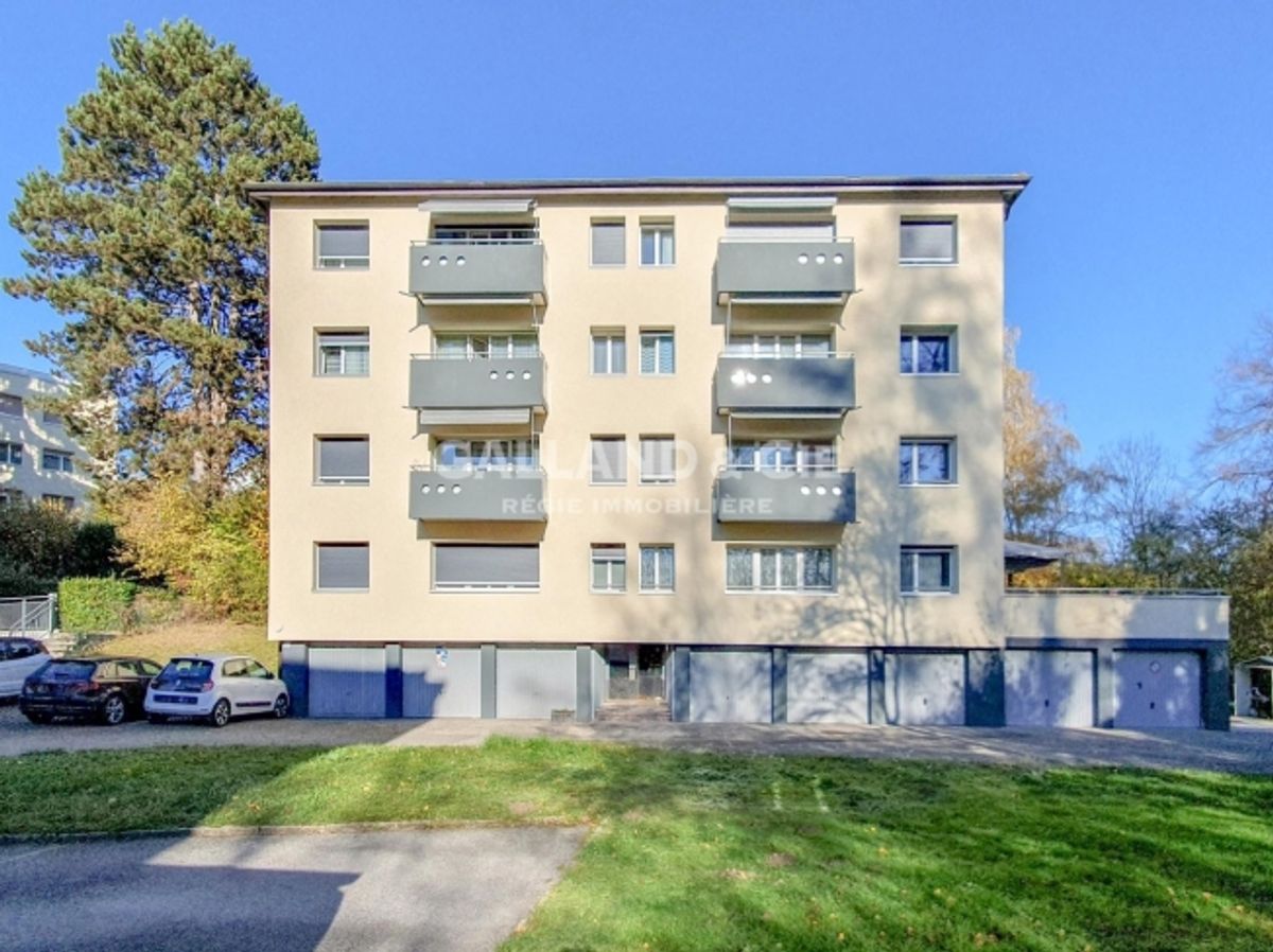 Aussenparkplatz Nr. 3. - 0