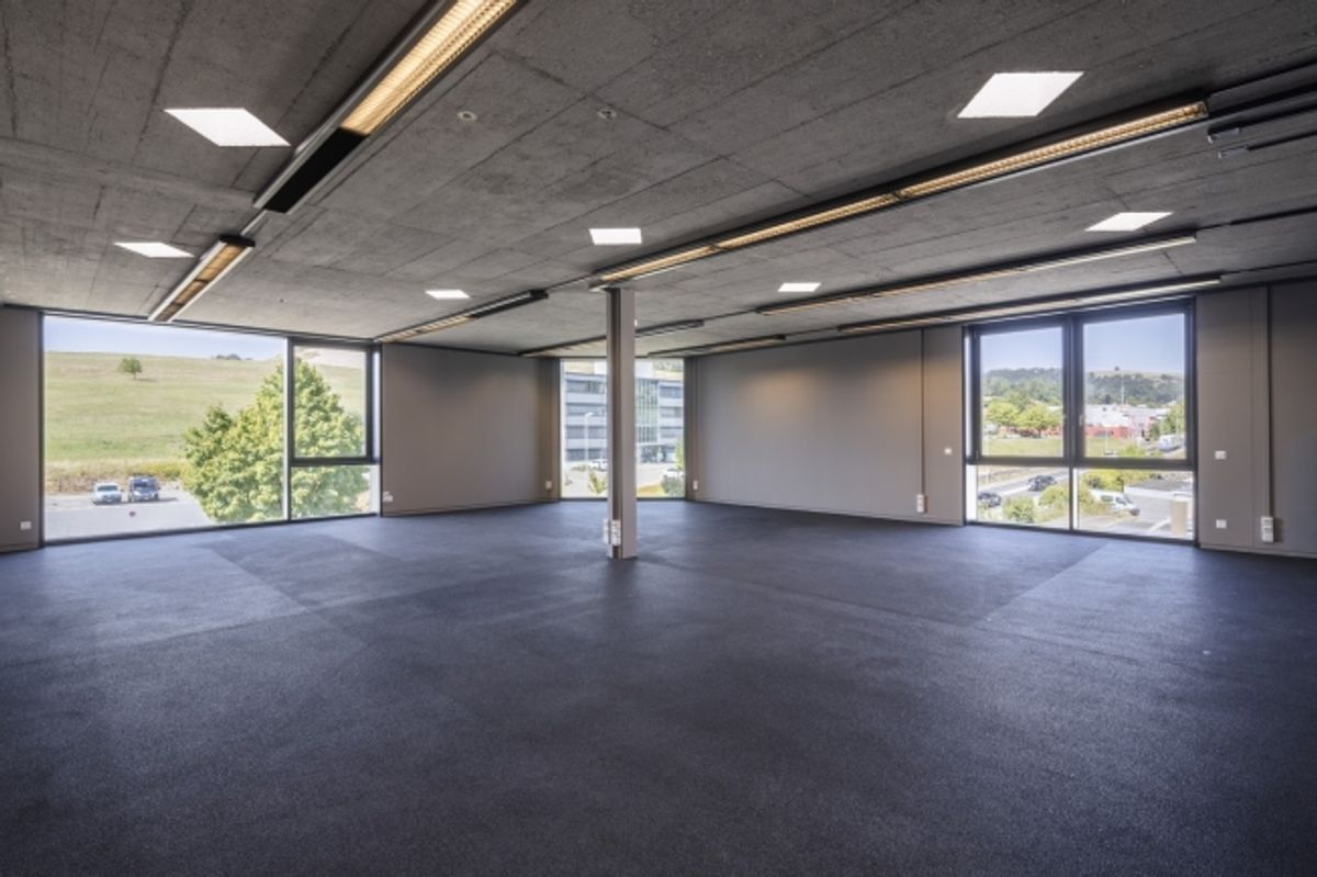 Ausgebaute und bezugsbereite Büro- und Gewerbeflächen - 1