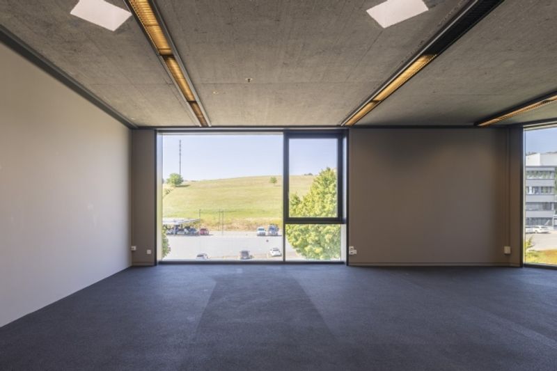 Ausgebaute und bezugsbereite Büro- und Gewerbeflächen - 4
