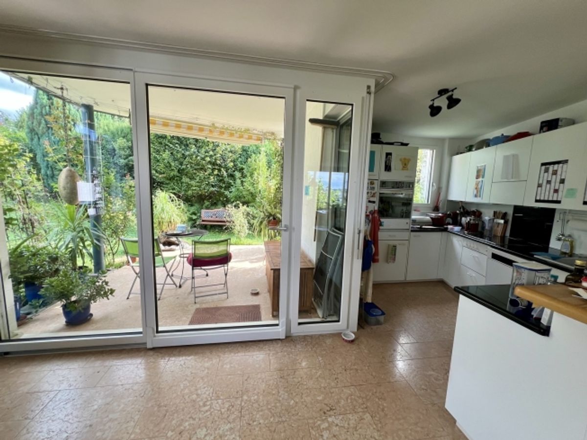 4 ZIMMER-HAUS IN THERWIL (BL), MÖBLIERT, TEMPORÄR - 1