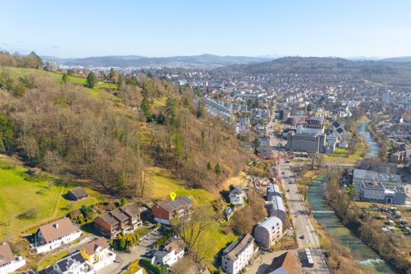 Lebensqualität an sonniger Hanglage - 1