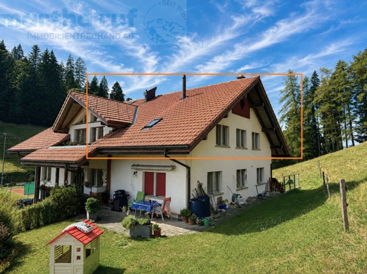 Gemütliche und charaktervolle 3.5- Zimmer Dachwohnung mit Galerie - 0