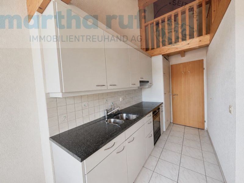 Gemütliche und charaktervolle 3.5- Zimmer Dachwohnung mit Galerie - 5