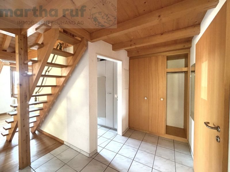 Gemütliche und charaktervolle 3.5- Zimmer Dachwohnung mit Galerie - 9