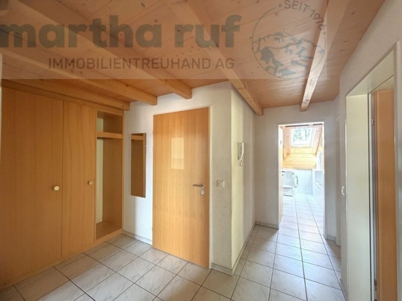 Gemütliche und charaktervolle 3.5- Zimmer Dachwohnung mit Galerie - 10
