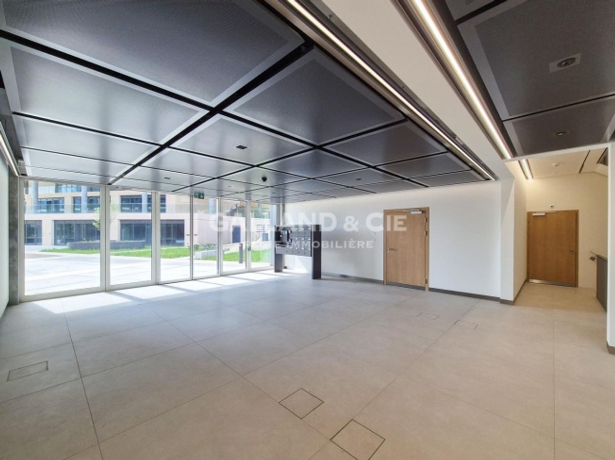 61m2 Handelsgeschäft - 2
