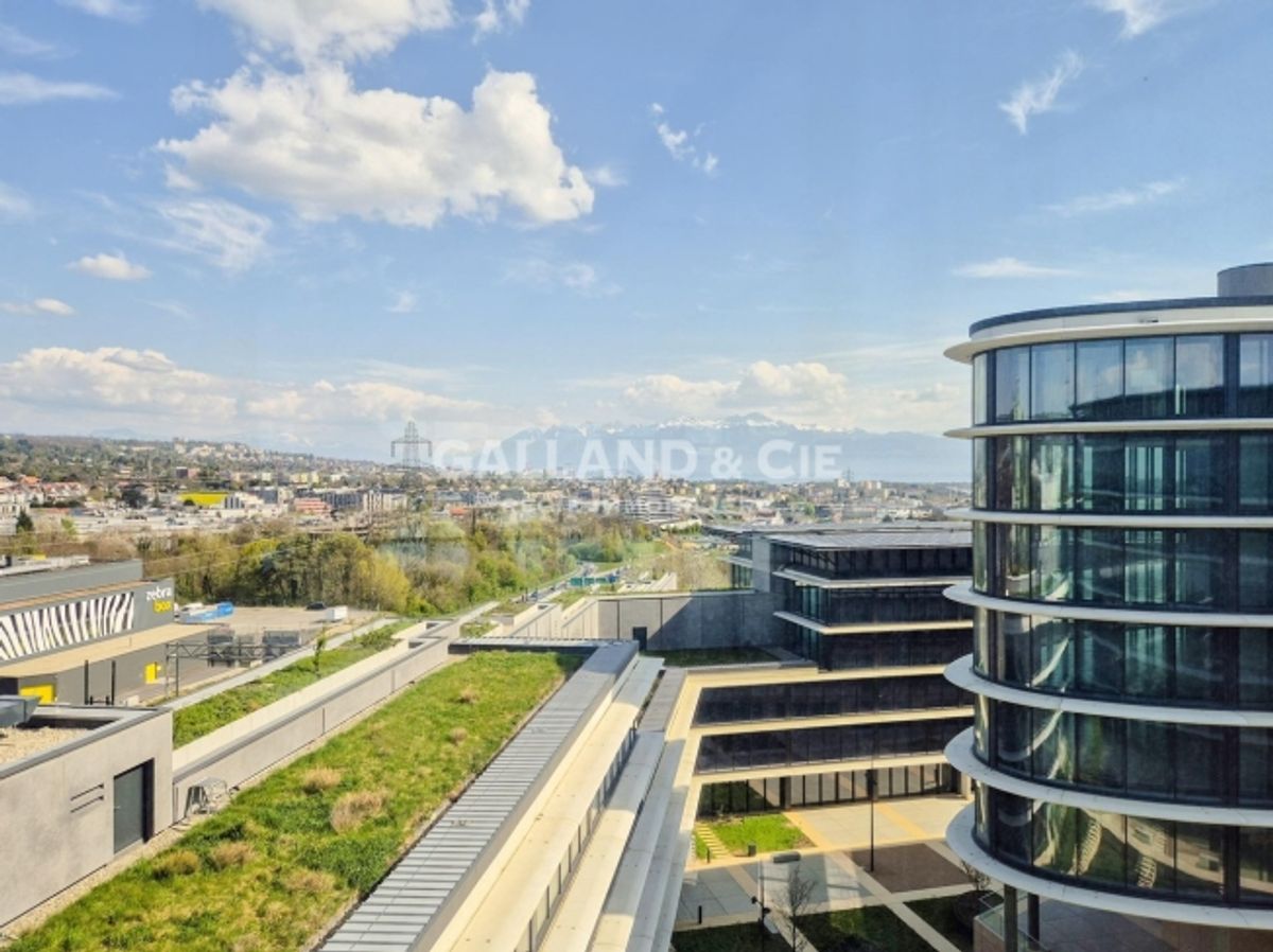 476m2 grosses Plateau im 5. Stock, komplett verglaste Büros mit herrlichem Ausblick - 8