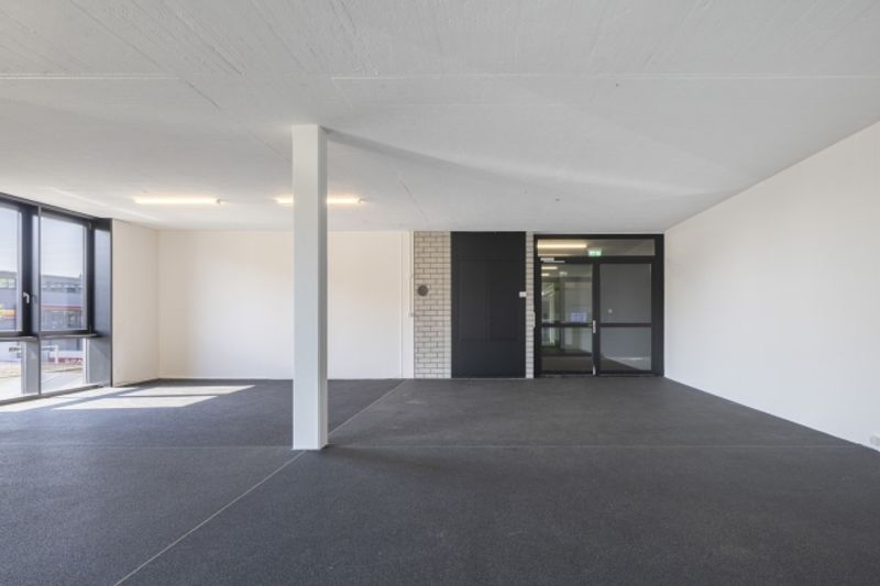Ausgebaute und bezugsbereite Büro- und Gewerbeflächen - 6