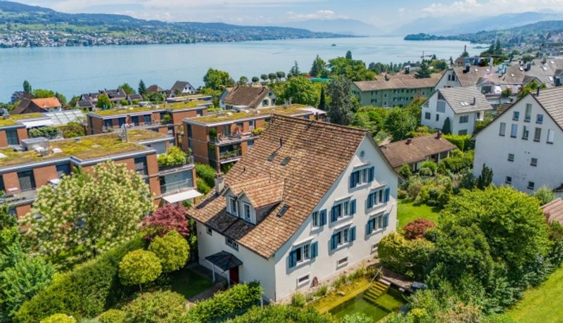 Charmantes Landhaus mit Gartenidylle - 1
