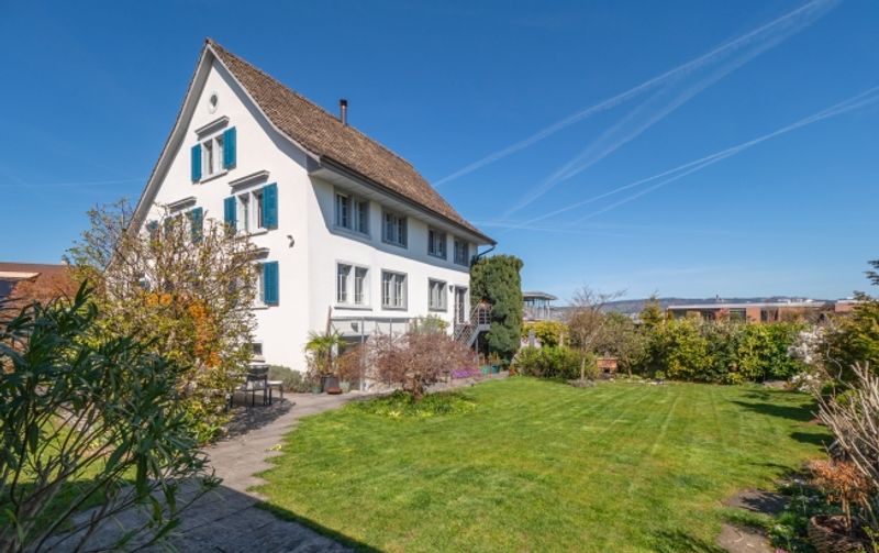 Charmantes Landhaus mit Gartenidylle - 3