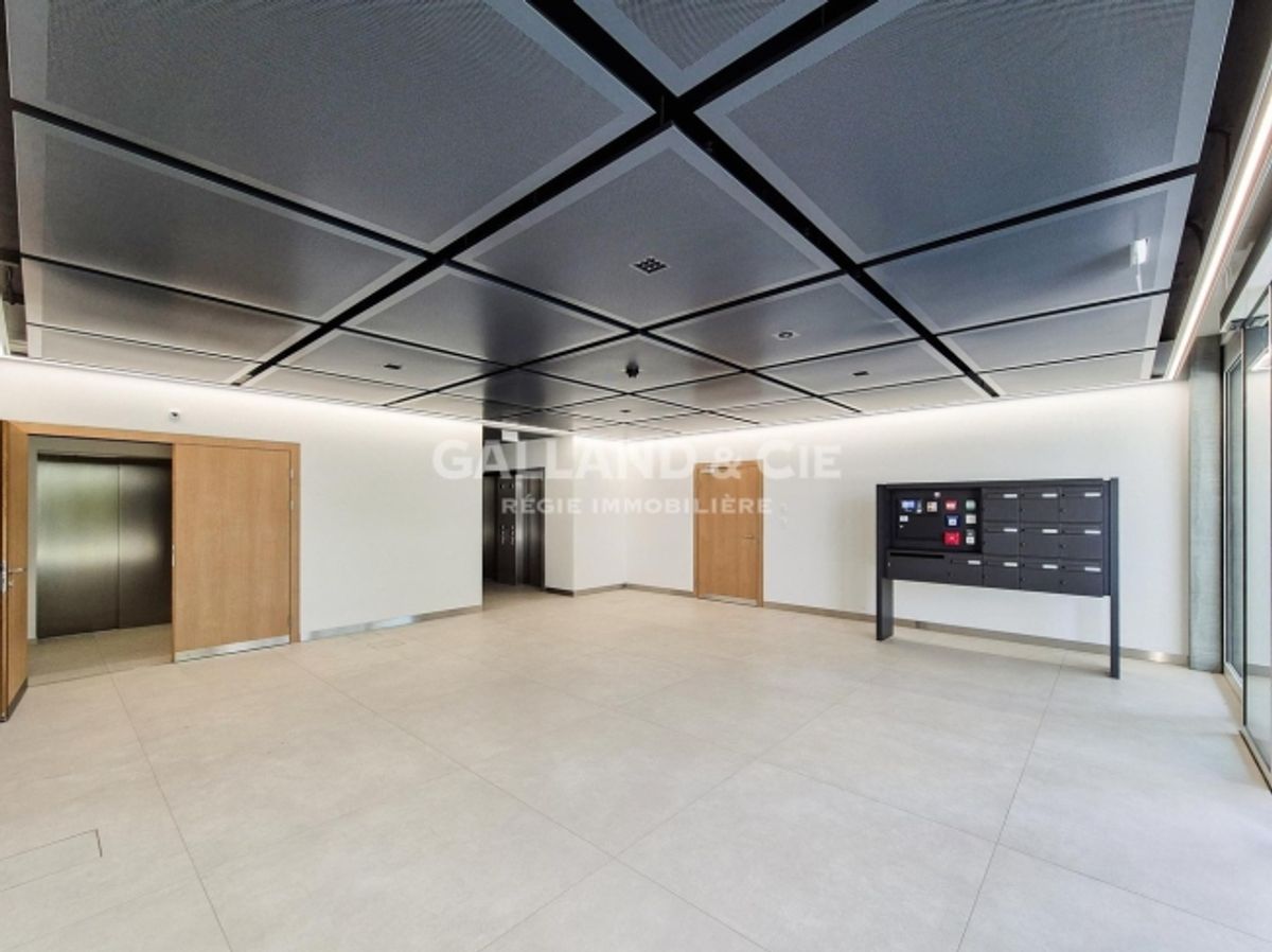 119m2 Büro mit schöner Helligkeit - 3