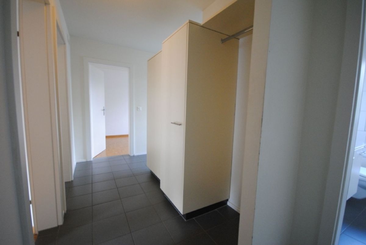 Attraktives Zuhause mit Stadt- und Schwimmbadnähe - 4