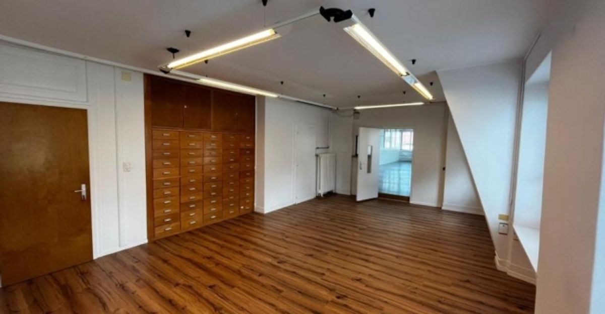 Surface commerciale modulable de 110 m² à louer   CHF 3’000.  - mois   Le Noirmont - 1