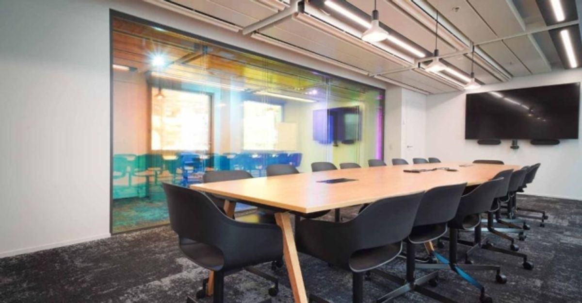 Bureaux de 115m2 à louer dans le complexe Octagon – Un cadre moderne et dynamique - 2