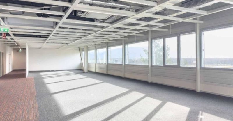 Vernier - Plateau de 5'000 m2 en attique - Immeuble IKEA - 4