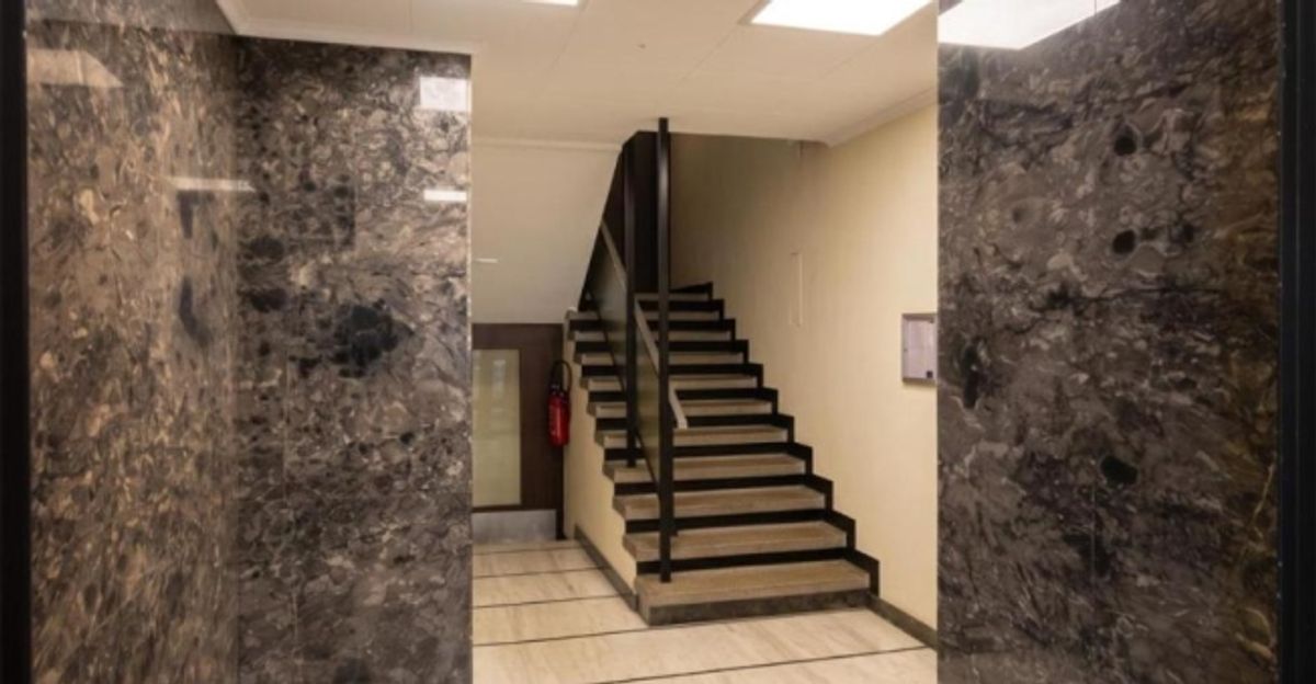 Bureau de 51 m² à louer au coeur du quartier des Bastions - 0